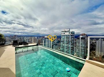 Piscina · Cobertura Duplex 4 Quartos a Venda em Santos - SP