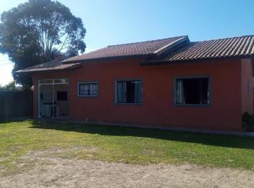 Casa · 200m² · 3 Quartos · 2 Vagas · AMPLA CASA EM TERRENO 660M² RIO VERMELHO.