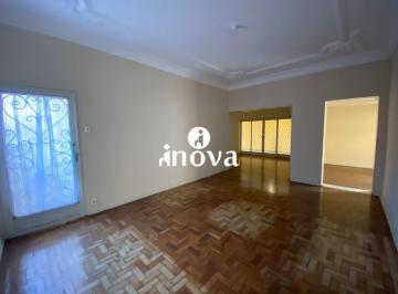 Casa · 293m² · 4 Quartos · 3 Vagas · Casa à venda, 4 quartos, 2 suítes, 3 vagas, São Sebastião - Uberaba/MG
