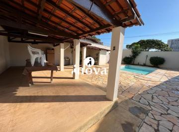 Casa · 338m² · 3 Quartos · 4 Vagas · Casa Condomínio à venda, 3 quartos, 1 suíte, 4 vagas, Mercês - Uberaba/MG