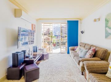 Casa · 200m² · 3 Quartos · 2 Vagas · Sobrado à venda Bosque da Saúde com 3 dormitórios, 2 suítes e 2 vagas