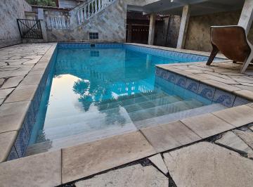 Casa de 6 quartos, Niterói · Casa triplex com 6 quartos à venda, 453 m² por R$  965.000,00, Itaipu - Niterói/RJ