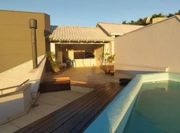 Casa · 173m² · 3 Quartos · 2 Vagas · Lindo Sobrado de três pavimentos