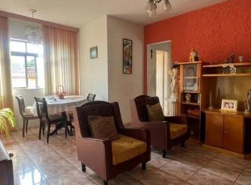 Apartamento · 96m² · 2 Quartos · Dois dormitórios, varanda, área de serviço. Em bom tamanho.