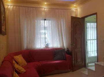Casa · 253m² · 4 Quartos · 1 Vaga · Sobrado amplo com 253 m² localizado no bairro Independência em São Bernardo do Campo/SP.