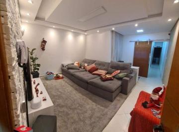 Apartamento · 174m² · 3 Quartos · 3 Vagas · Cobertura a venda com 174m² localizada no Jardim Bela Vista em Santo André.