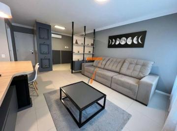 ebb5d76484652edbb86e86a45202518737ec2a17 · Studio com 1 dormitório à venda, 40 m² por R$ 850.000,00 - Campinas - São José/SC