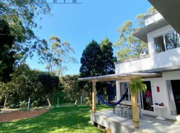 0_68535_703005.jpg · CASA em FLORIANOPOLIS - PONTA DAS  CANAS
