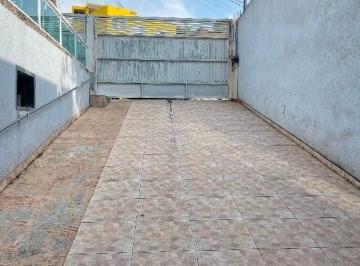 12b7afbeead16055bddf11c23cf2e6646d843113 · Casa com 4 dormitórios
