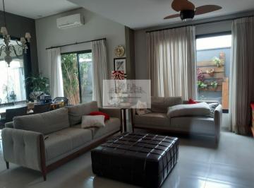 Casa · 267m² · 3 Quartos · 2 Vagas · Casa 3 dormitórios no Condomínio Golden Park em Mirassol