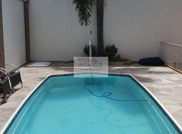 Casa · 180m² · 3 Quartos · 2 Vagas · Casa 3 dormitórios no bairro Regissol I em Mirassol