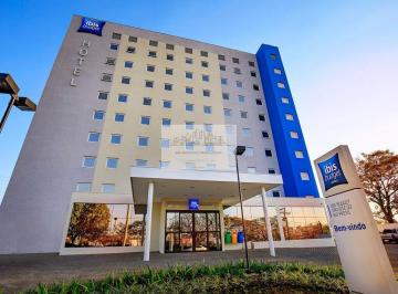 Apartamento · 33m² · 1 Quarto · 1 Vaga · Apartamento à venda no Ibis Budget São José do Rio Preto com sistema pool de rendimento.