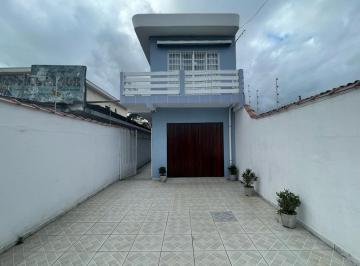 Casa de 4 quartos, Mongaguá · Sobrado a venda em Mongaguá em frente a rodovia com sala comercial.