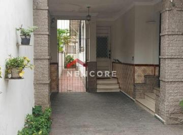 Casa · 364m² · 4 Quartos · 2 Vagas · Sobrado em  Avenida Affonso Penna - Macuco - Santos/SP