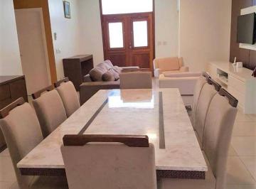 9db1fab04f2a846e27e9d23c7d766b4d69e50645 · Excelente casa térrea à venda condomínio Marambaia Vinhedo SP