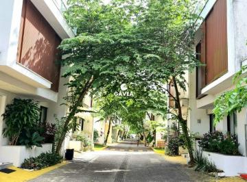 Casa · 178m² · 5 Quartos · 3 Vagas · Casa à venda no Camburi em São Sebastião.