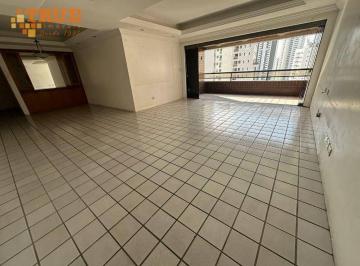 43f128e903a1c38272b5eb21bbeab5153c391071 · 166m2, 4 quartos, 3 suítes, lavabo