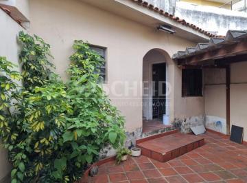 Casa · 160m² · 3 Quartos · 2 Vagas · 03 dormitórios, sendo 01 suíte e 02 vagas