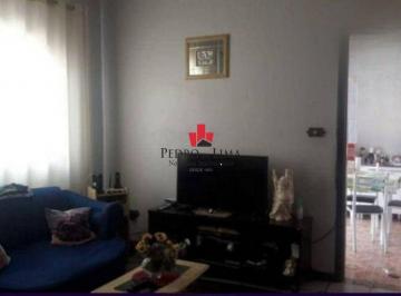 Casa · 140m² · 5 Quartos · 2 Vagas · Terreno com 3 casas em Tatuapé