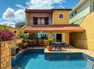 Casa · 250m² · 3 Quartos · 3 Vagas · Sobrado com 3 suítes, 3 vagas, 250m2 na Vila Pereira Barreto