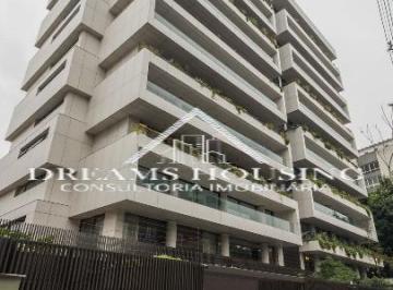 Apartamento · 388m² · 3 Quartos · 3 Vagas · 3 suítes com 388m² privativos no Moinhos de Vento