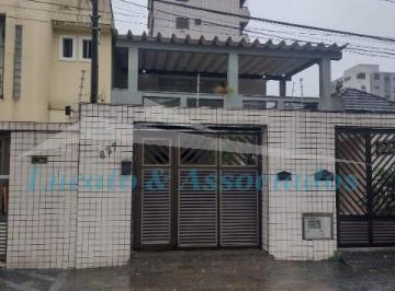 Foto 02 · Casa Sobreposta Alta no Embaré, sendo 03 dormitórios