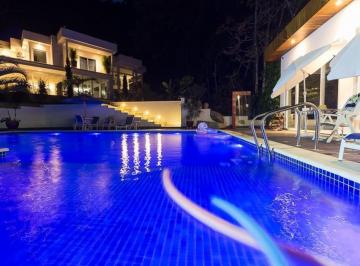 Casa de 5 quartos, Rio das Ostras · Casa Contemporânea Rio das Ostras à Venda