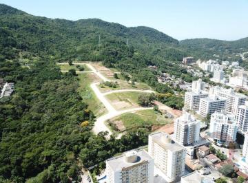 DESTAQUE · Terreno de 614.26m² no bairro Itacorubi