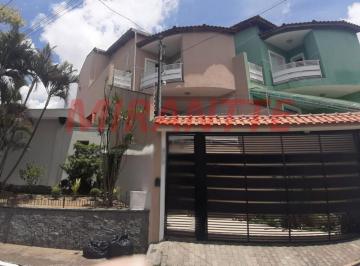 b104b470ea95e0fe0117a74241ba95c7.jpg · Sobrado de 200m² com 3 quartos