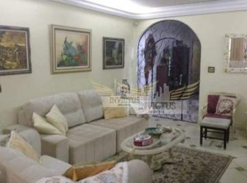 Casa · 240m² · 3 Quartos · 4 Vagas · Sobrado com 3 Quartos para Comprar, 240m² - Campestre, Santo André/SP.