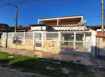 ImagemdoWhatsAppde20240612as151581029525e37f.jpg · Casa para Venda em Araruama/RJ - 4 Dorm. 273 m2 Área Útil