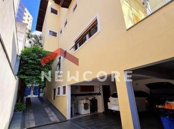 Casa · 234m² · 4 Quartos · 8 Vagas · Sobrado em Rua São Mateus - Matriz - Mauá/SP