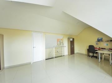 Casa de 3 quartos, Curitiba · Oportunidade: Sobrado de 140 m² com 3 Quartos e 1 Suíte à Venda no Boqueirão
