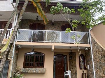Casa de 5 quartos, Curitiba · SOBRADO TRIPLEX NO ÁGUA VERDE *** BAIXOU  O PREÇO***