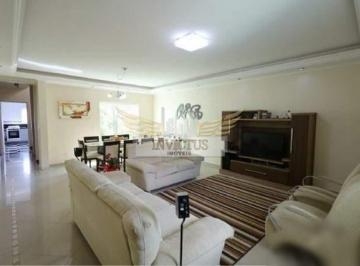Casa · 250m² · 3 Quartos · 7 Vagas · Sobrado com 3 Quartos para Comprar, 250m² - Vila Santa Teresa, Santo André/SP.