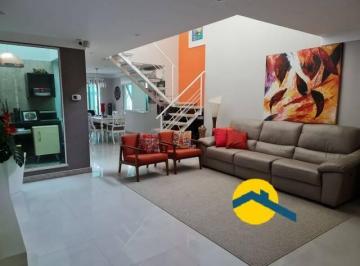 Casa · 250m² · 3 Quartos · 2 Vagas · Casa para venda em Camboinhas - Niterói -Rio de Janeiro.