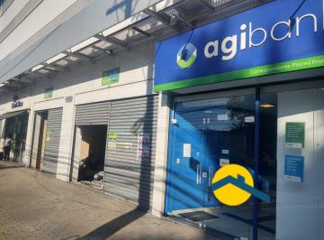Comercial · 49m² · Loja para venda em São Gonçalo - Niterói - Rio de Janeiro