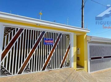 535c203252b7fa7666022678a95a042f5d2b697a · Locação de Casa no Centro com 3 Dormitórios e Suíte - em Tatuí Interior de SP