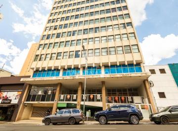 Comercial · 1080m² · 2 Vagas · Comercial na Av. Vicente Machado!