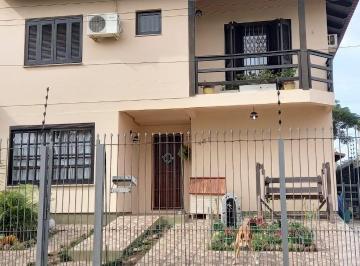 Foto 01 · Imperdível oportunidade de compra: Casa com 3 quartos, 1 suíte, 2 salas e 2 vagas de garagem em Port