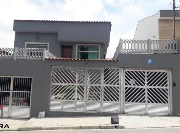 Casa · 253m² · 3 Quartos · 3 Vagas · Sobrado com 253m² localizada no Bairro Independência em São Bernardo do Campo/SP.