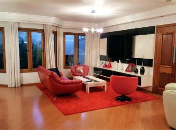 Área de Serviço · Imoveis - no Parque Colonial