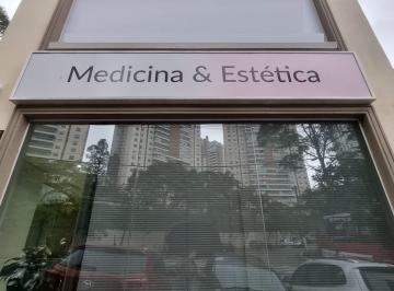Comercial de 11 quartos, São Paulo · Melhor espaço comercial novo na rua mais nobre do bairro (OPORTUNIDADE)