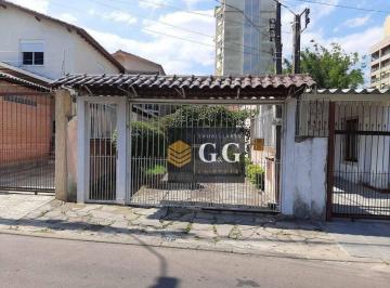 fee80a93c9259892ac03bb1607941de3dee7e493 · Casa com 3 dormitórios, 210 m² - venda por R$ 690.000,00 ou aluguel por R$ 5.500,00/mês - Centro - V