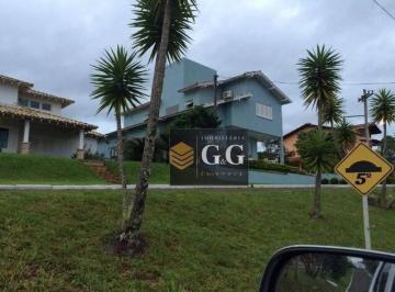 51faf2c2baf8240cf489ad5ff680b6a739c9bc06 · Linda Casa no Condomínio Condado de Castella