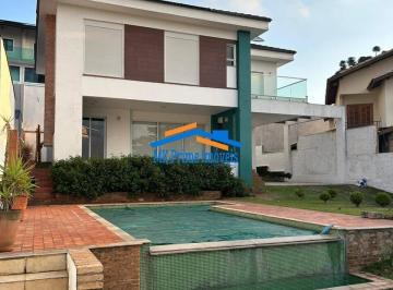 Casa · 260m² · 3 Quartos · 4 Vagas · Linda casa em condomínio com 260 m² no golf vilage PARA LOCAÇÂO