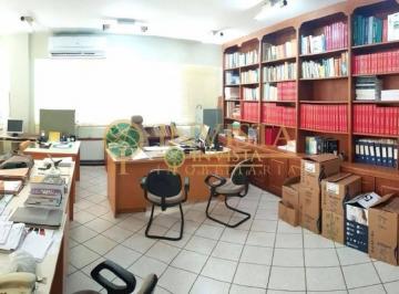 0db9572b7a82d26d5bb5f2c5b4650c3ba67bc670 · À venda | Sala Comercial de 49 m² em Andar Alto - Centro, em Florianópolis.