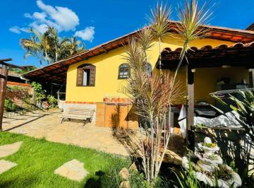 Casa · 200m² · 4 Quartos · 2 Vagas · Casa no condomínio Clube dos 200