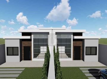 Casa · 105m² · 3 Quartos · 2 Vagas · Casa Loteamento Florata