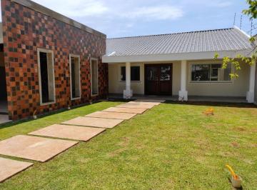 Casa · 247m² · 3 Quartos · 3 Vagas · Casa Jardim Petropolis